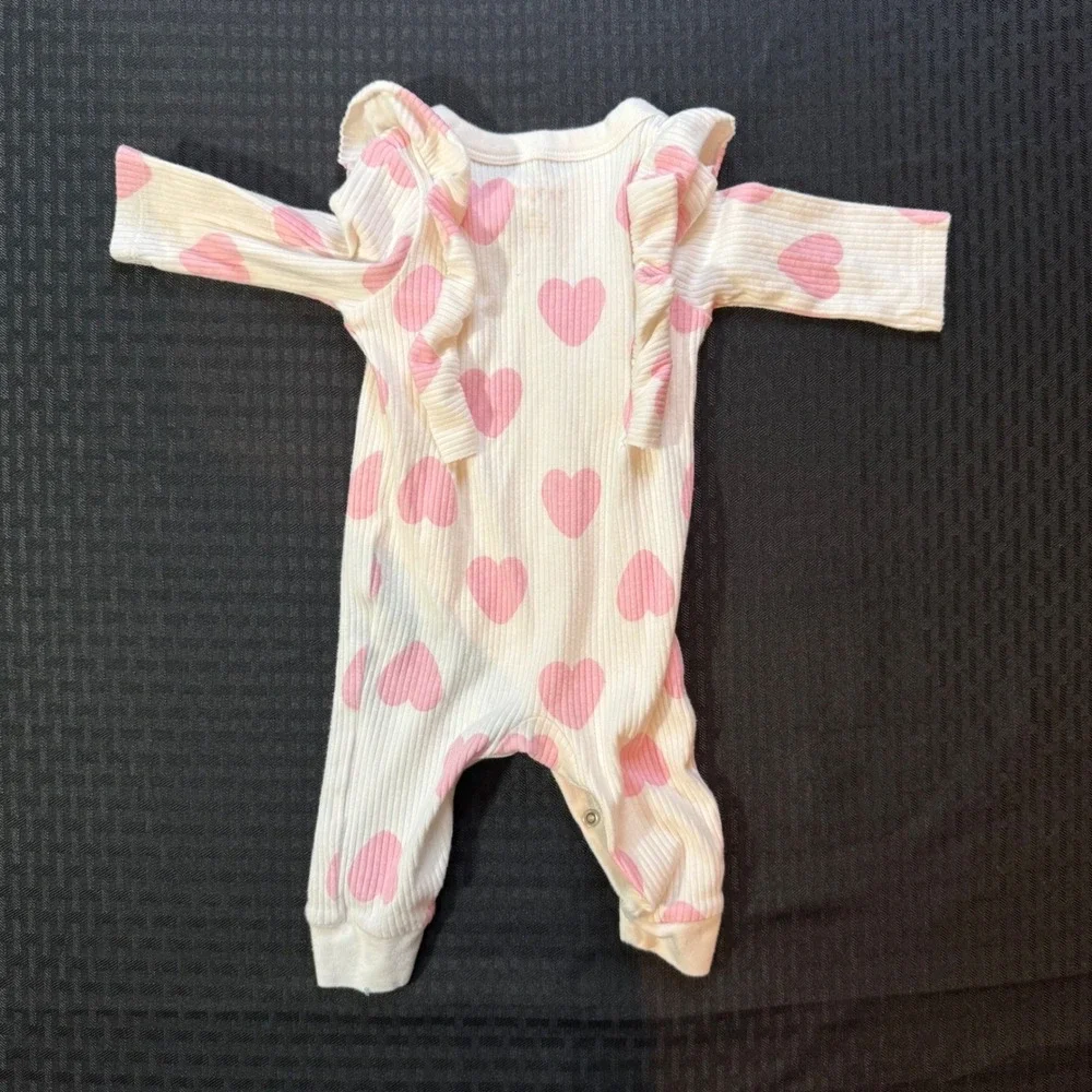 Cat Jack‎ Baby Girl Romper White Pink Hearts Ruffle Sleeve Valentines 0-3 Months